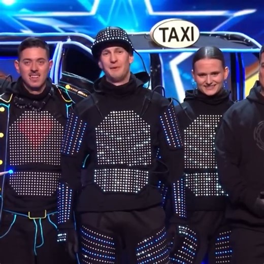 The Blackouts WOWS The Judges And Audience with Their Incredible LED on Britain's Got Talent 2025 | Vip 7