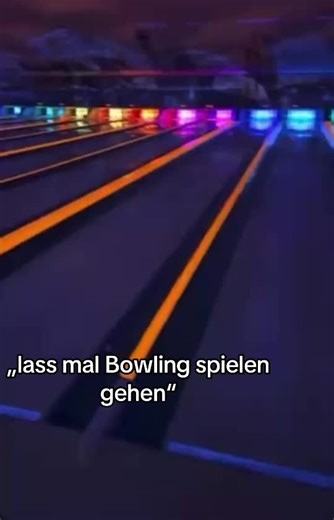 Enjoy a Fun Bowling Night with Friends