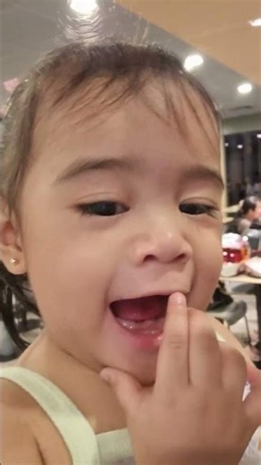 Mia's Barney song! Yeyeyey!