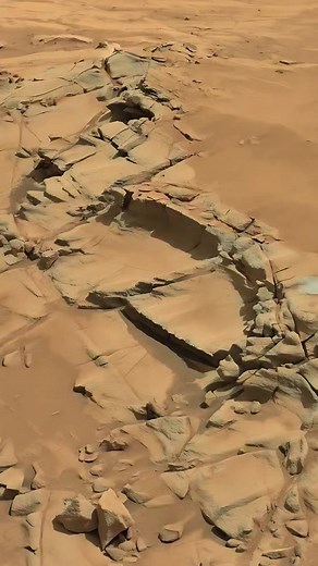 A muddy, base-like structure has been spotted on the surface of Mars, sparking new curiosity and theories! 🔴 Is it a natural rock formation shaped by ancient winds and erosion or could it be a remnant of something artificial? 🏠 Mars continues to surprise us with its earth-like features from valleys to strange rock shapes leaving scientists wondering if life once existed there. 🌌 #space #SpaceX #NASA #fblifestyle | Space Journey