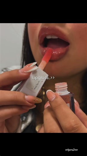 Lipgloss 💄👄 #selfcare #beauty #glowup #tips #lipgloss #viral #subscribe