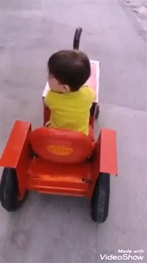 This homemade tractor actually moves 😲🚜 #Homemade #DIY #Tractor #Engineering #Shorts #Viral