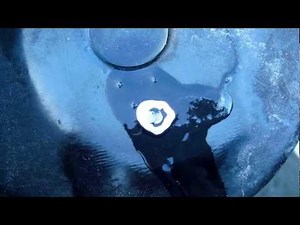 Liquid Line Receiver. Top of Receiver. Fusible Plug Leaking.