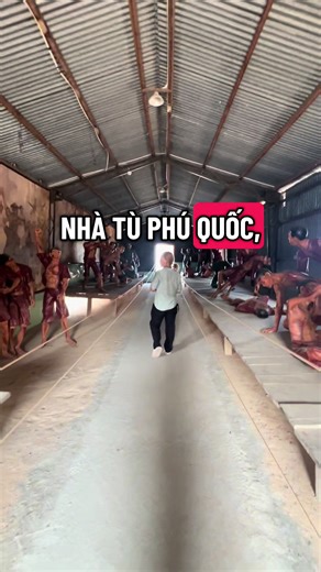 Đi #xuyenviet bằng xe máy điện. Chặng Phú Quốc - nam đảo. Ngày 3 khám phá phía đông nam đảo Phú Quốc, với khu di tích lịch sử quốc gia đặc biệt - nhà tù Phú Quốc (nhà lao Cây Dừa), chùa Hộ Quốc và xuống phía nam, thăm thị trấn hoàng hôn Sunworld vang danh thế giới❤️‍🔥🙇🏻‍♀️🙌🏻. #xemay #xedien #vinfast#vinftnam