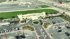 AlKass Sports Channels on Instagram‎: "مهرجان المؤسس للهجن العربية الأصيلة | سعادة الشيخ خليفة بن حمد بن خليفة آل ثاني وزير الداخلية قائد قوة الأمن الداخلي "لخويا" يتوج الفائزين بأشواط الرموز #قنوات_الكاس || #منصة_شووف"‎