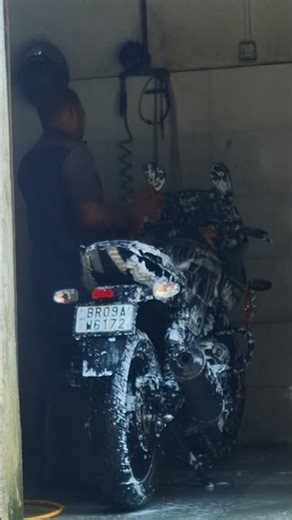 washing 220 #pulsar220 #pulsar220 #rider #pulsar220f