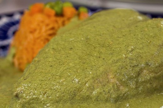 Mole verde tradicional con pepitas | Pipián verde mexicano