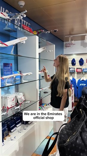 Airplanes Shopping Haul: Emirates Official Store