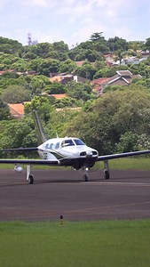 Avião Piper PA-46-350P Malibu Mirage - Pousando 📍🇧🇷 Cianorte- PR ⏭Siga minha página @eliaxpotter para ver mais conteúdos todos os dias 🛎Ative o sininho de notificação para não perder nenhuma publicação . . #aviacao #aviao #aviation #plane #aircraft | Eliaxpotter