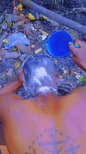 Outdoor Hair Washing Techniques for Healthy Hair