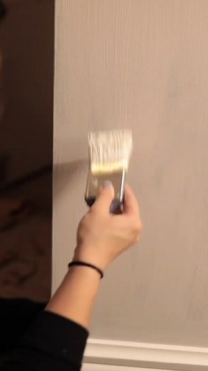 18K views · 349 reactions | Applying Chalk Paint for a DIY Farmhouse Dresser #farmhousestyle #farmhousedecor #farmhouseinspired #minimal #dresserdecor | Furniture Flipping Teacher | Facebook