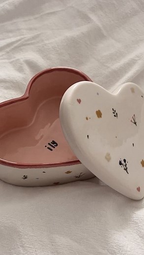 اللي تكون متأكدة برك😌#pottery #clay #argile #art #handmade #déco #clayart #فخار #سيراميك #خزف #artisan | Healing pottery