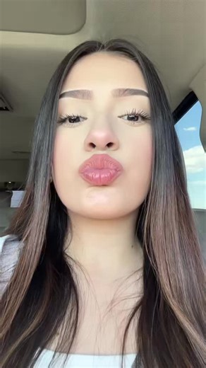 Carolyne (@csrolyne)’s videos with original sound - Carolyne