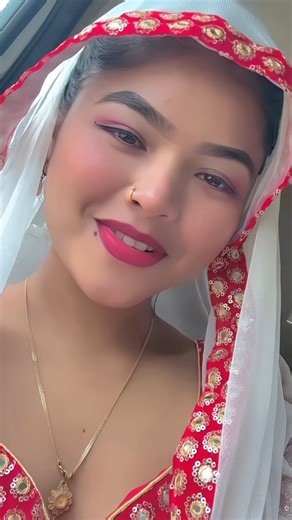 Urmila Roka on Instagram: "Lal ghagra  . . . . #bhojpurireels #bhojpurisong #reelinstagram"