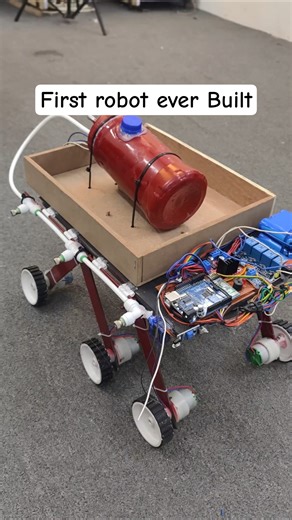 First Robot ever Built new concept #arduino #diy #science