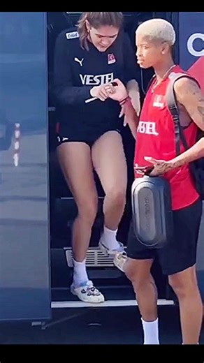 zehra Gunes volleyball Queen 😍 #zehragunes #zehra #malissavargas #voleibol #youtubeshorts #sports