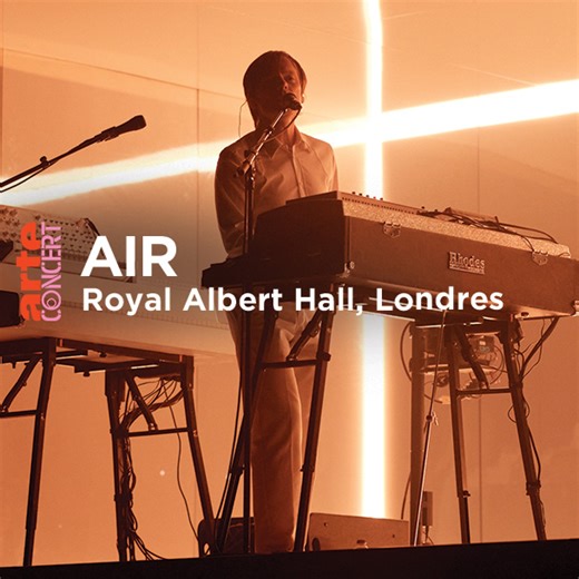 1M views · 3.8K reactions | Quand mélancolie et élégance se rencontrent : AIR interprète Le Voyage de Pénélope au prestigieux Royal Albert Hall, plongeant le public dans une atmosphère magique. ✨ Concert en intégralité juste ici  https://www.arte.tv/fr/videos/120189-000-A/air-joue-moon-safari/ | ARTE Concert | Facebook