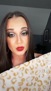 Watch The best blanket on Amazon! on Amazon Live