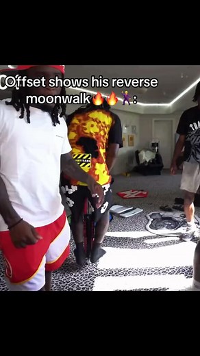 Offset rockin out😂 #offset #kaicenat #trending #explore #dancing #vibes