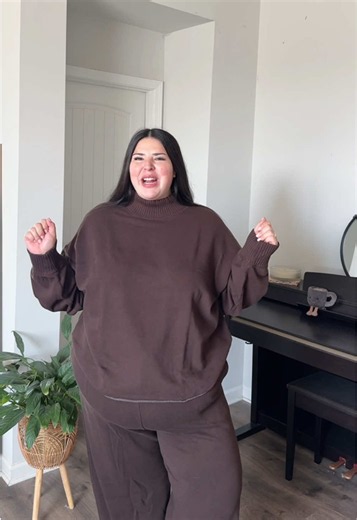 New @aerie order! I’m loving everything I grabbed 🛍️ | #AerieReal #AerieRealmakers #unboxing #AD #plussizefashion | 🔗🔗 in bio for my Aerie Storefront!