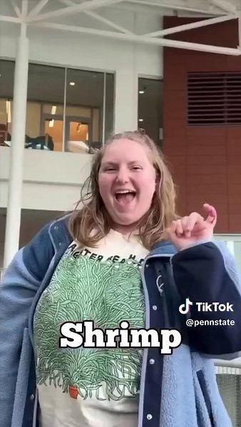 ASL hand painting 🖐️🎨 @psusignlanguage is celebrating Deaf History Month this week! #pennstate #deafawareness #signlanguage