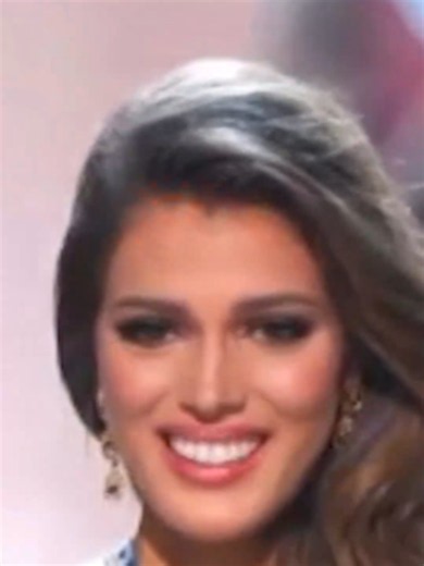 Retour en images sur le couronnement d’Iris Mittenaere ! ❤️