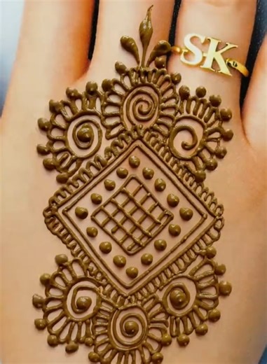 Easy Arabic Mehndi Design Tutorial