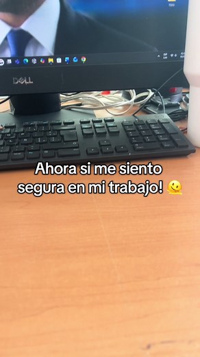 La más segura en el trabajo con Harfuch