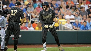Vanderbilt beats Michigan 4-1 to force Game 3