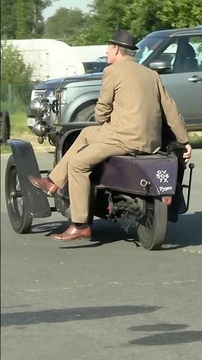 They Don't Make Passenger Seats Like This Anymore!