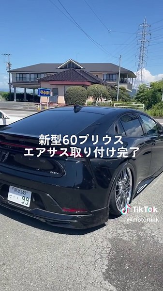 新型60プリウスのエアサス取り付け完了！20inホイールでカスタム