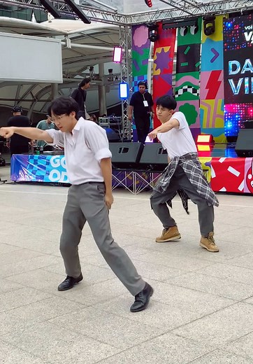 Gravity Motion บน TikTok