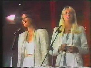 219K views · 4.8K reactions | ABBA "CHIQUITITA" | Exitos De Siempre Y Para Siempre | Facebook