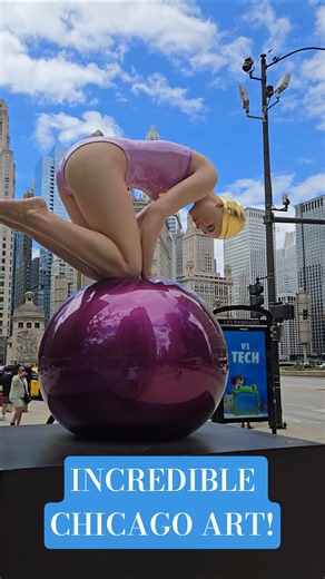 Chicago's Stunning Swimmer Sculpture 🇺🇸 | Magnificent Mile Art Walk