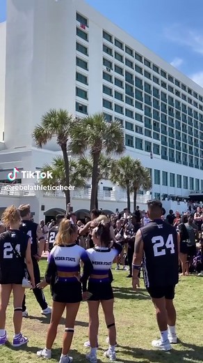 Rebel Cheerleaders Shine at Daytona College Nationals