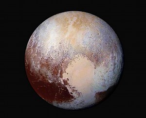Incredible New High-Res Photos Reveal Pluto’s Breathtaking, Icy Surface