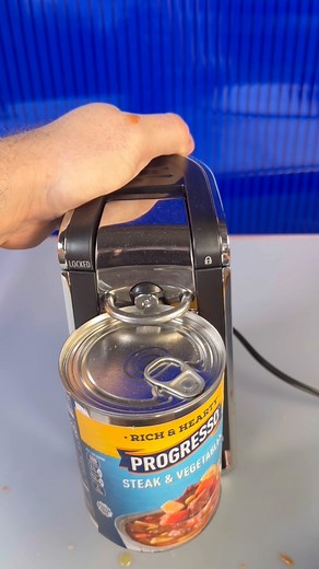 581K views · 4.4K reactions | No Sharp Edges Can Opener #kitchen #gadgets | Taras Kul | Facebook