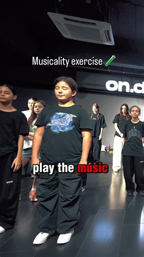 ⚔️ NOESISX ⚔️ | Sound waves lab room 🧪 📍 NOELAB program 🇹🇷 🧪 👩‍🔬 : @sugedikdancer_35 immersed in the sound waves | Instagram