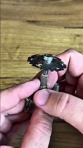 DIY antenna made from metal plates – a strong signal with your own hands!