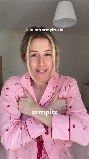6-step lymphatic drainage tutorial that will get you feeling less puffy and bloated✨ I do this every