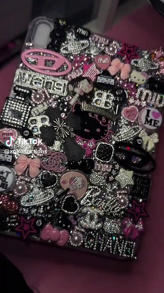 Stylish iPad and MacBook Cases by Xokollections