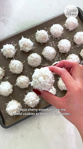 Cherry Snowballs are so addicting you might need to make an extra batch! 🔗 Click the link in our bio for the full recipe. #snowballcookies