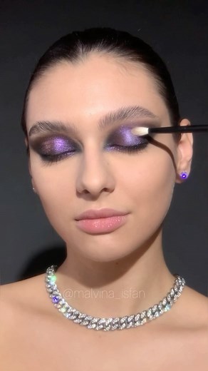 Malvina Isfan on Instagram: "Wings of the night🖤 for @patmcgrathreal • My gorgeous muse @ruxandraa__ • Song: Lost Years - The Connection • • Products @patmcgrathreal Face: Sublime Perfection Foundation Light 7 Sublime Perfection Concealer L5 Sublime Perfection Setting Powder Light 1 Divine Blush “Divine Rose” Sublime Skin Highlighting Trio Eyes: EYEdols Eye Shadows “Dark Matter” Celestial Divinity Luxe Quad: Fleur Fantasia - Iridescent Orchid, Lavander Blue Perma Precision Liquid Eyeline