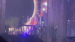 张元英day2 Levitating