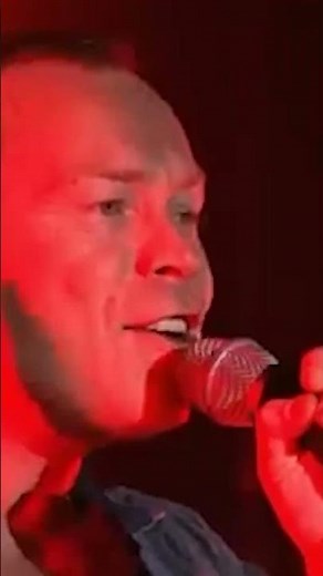 UB40 - Red Red Wine (Live at Montreux 2002)