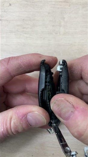 MG Smart key battery change-EASY DIY #automobile #remotebattery #remotecontrol #mechanic
