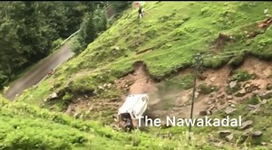 118K views · 795 reactions | #Video : Movie shoot was going on in Kashmir. | The Nawakadal | Facebook