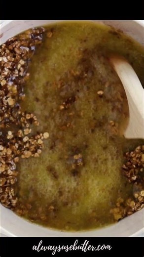 Try the No Bake Cookies Everyone Loves #food #recipe #easyrecipe #baking #cookies #nobakerecipe