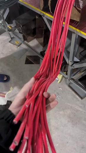 Pin này để bay nha, nhiều dây quấ #xediendo #xuhuong