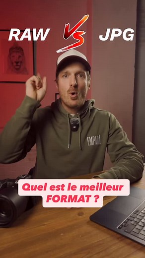 RAW vs JPEG : lequel choisir ? 📸 La réponse dépend de CE QUE TU FAIS avec tes photos 👇 ✅ JPEG = léger, rapide, parfait si tu débutes ⚡ RAW = puissant pour la retouche, obligatoire si tu veux progresser 💡 BONUS : tu peux shooter les deux EN MÊME TEMPS ! 👉 Clique le lien en bio pour 4H de formation GRATUITE et apprends tout sur les formats, l’exposition, la retouche et bien plus. #astucephoto #tutophoto #photographie #formationphoto #débutantphoto | Empara